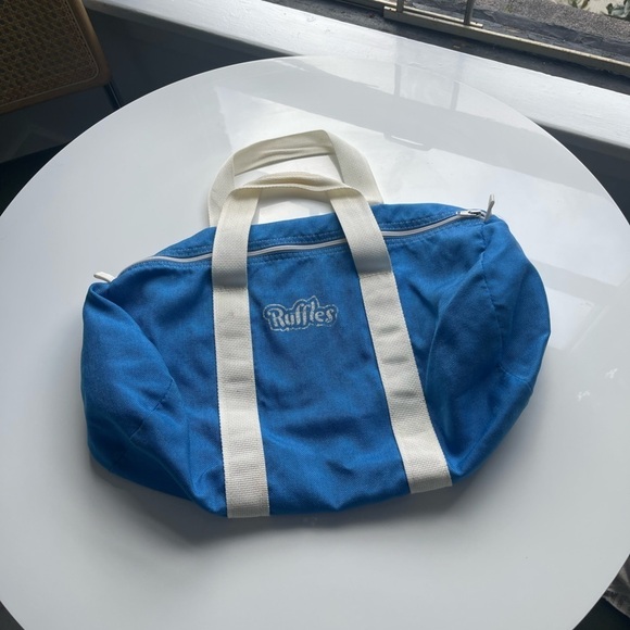 Vintage Lays Potato Chip Mini Duffel Bag - Picture 4 of 7